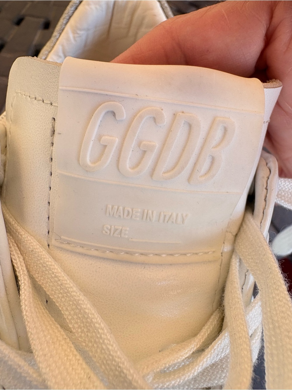 Golden Goose White Leather Low-Top Sneakers with Silver Heel Tab - Picture 8 of 8